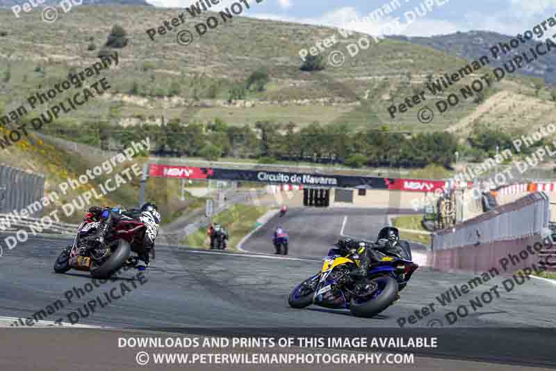 cadwell no limits trackday;cadwell park;cadwell park photographs;cadwell trackday photographs;enduro digital images;event digital images;eventdigitalimages;navarra;no limits trackdays;peter wileman photography;racing digital images;trackday digital images;trackday photos